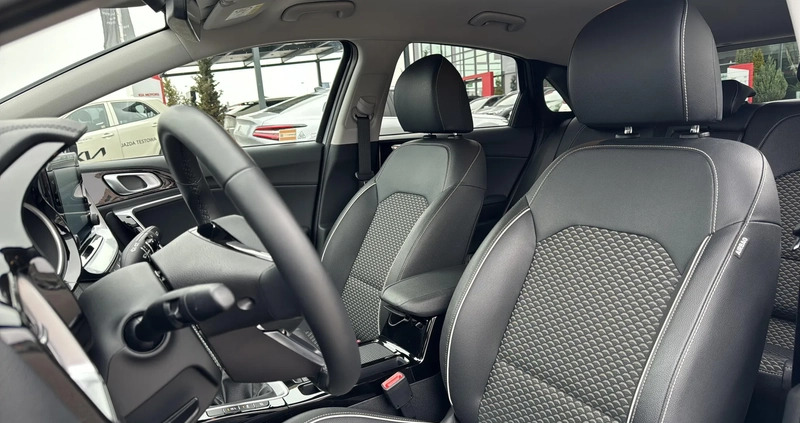 Kia Ceed cena 104900 przebieg: 2307, rok produkcji 2023 z Nowy Staw małe 154